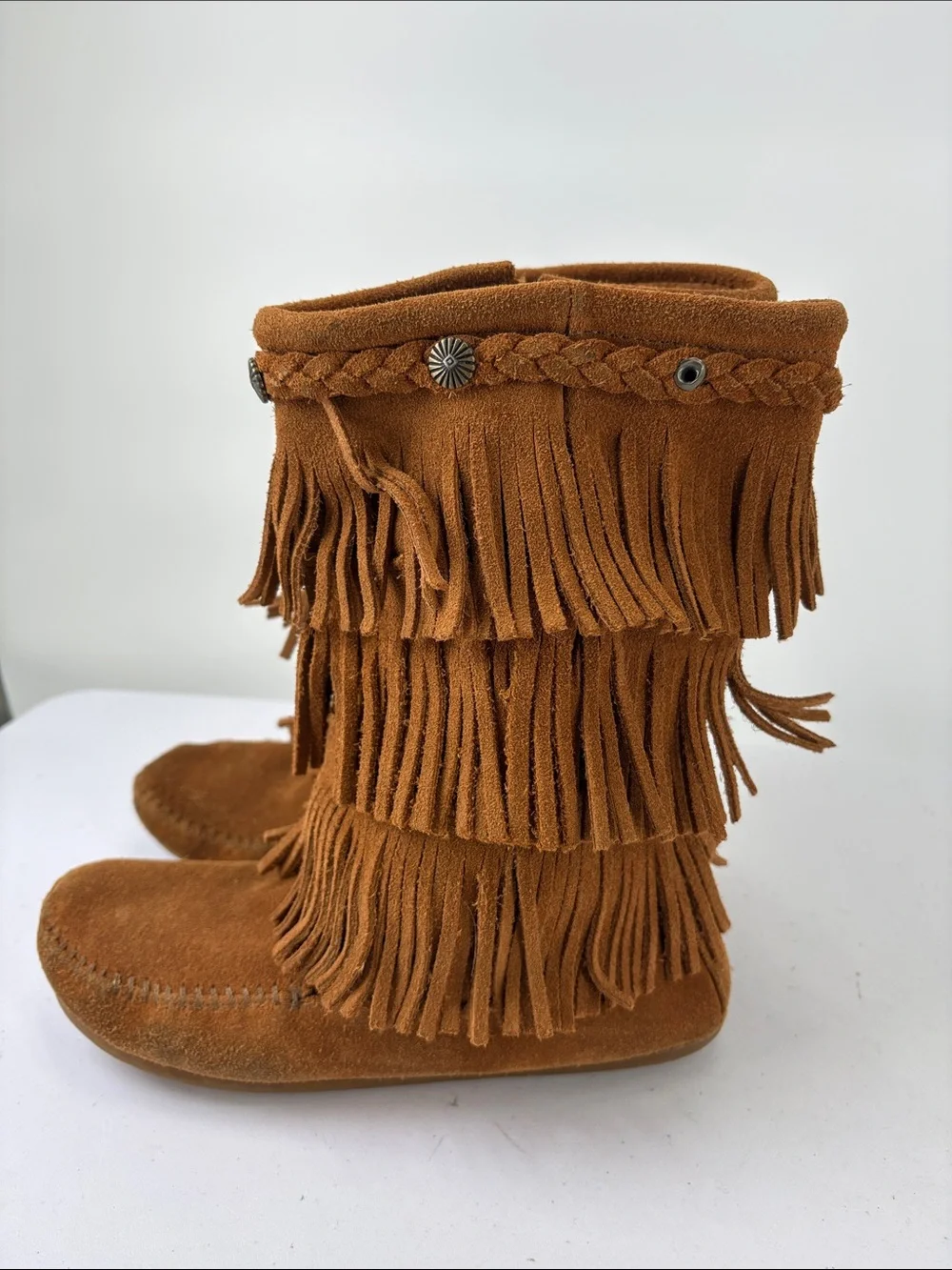 🐨 Minnetonka Kids Triple Fringe Suede Boots - Brown